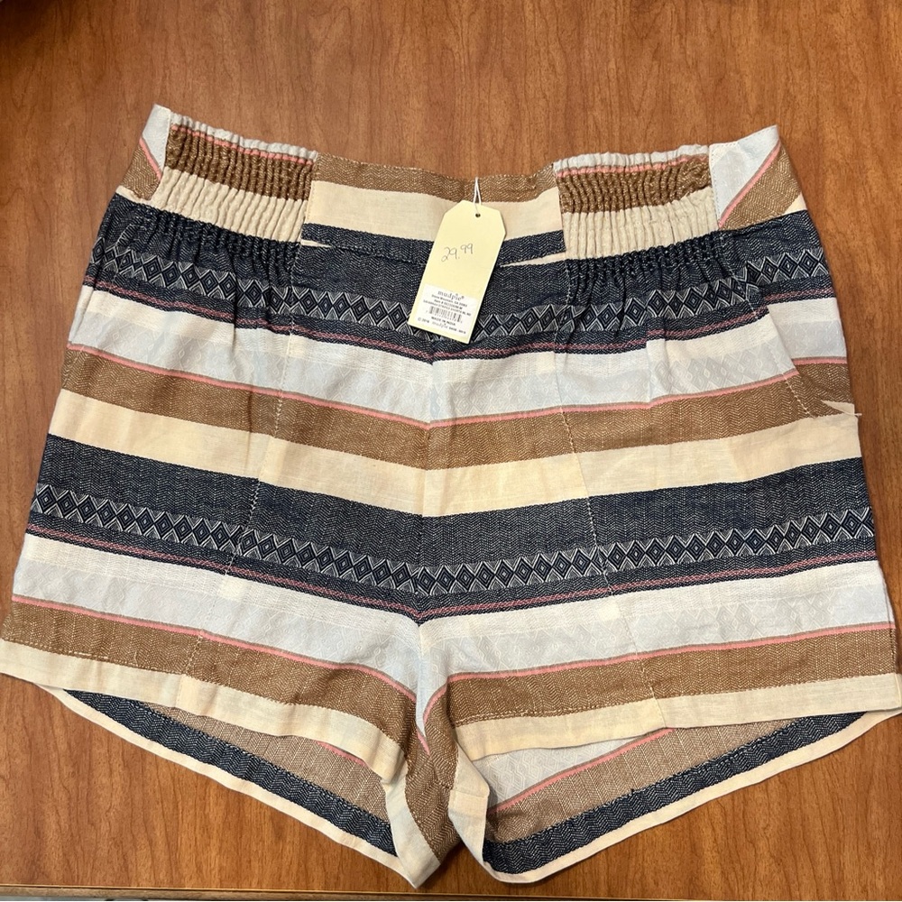 Mudpie Savannah striped shorts brown tan blue  size medium new with tags